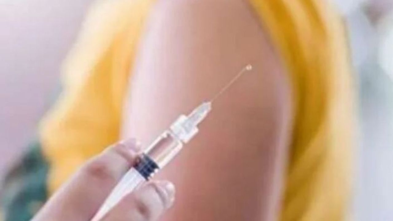 Aşı reddinin faturası hekimlere ve hastalara çıkarıldı!