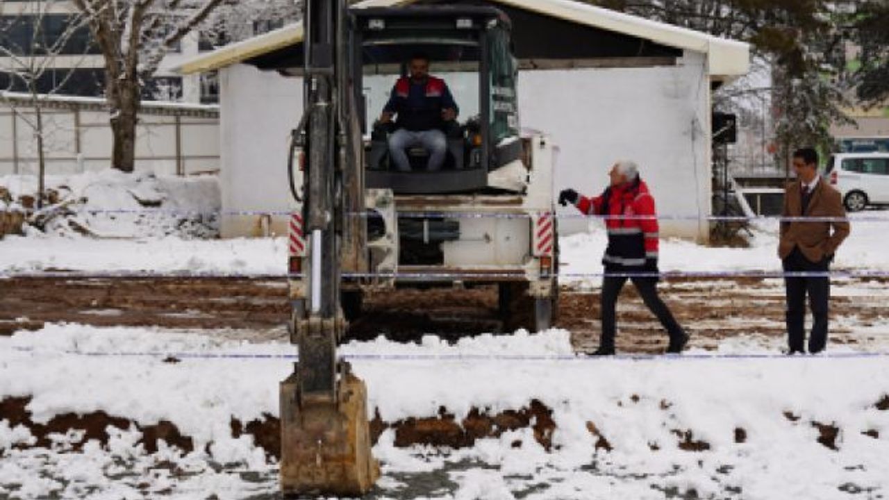 İzmir’den Malatya’ya destek: Kadın ve Gençlik Merkezi’nin temeli atıldı