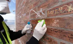 İzmir Miras sahada... Hafızayı vandalizme karşı koruyorlar