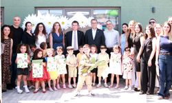 Başkan Erkan Aydın Öğrencilere Karnelerini Verdi