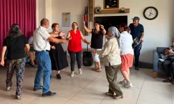 Mersin'de Dünya Emekliler Günü coşkusu
