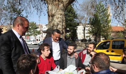 Başkan Tutal, “Esnaflarımız İle Birlik Ve Beraberlik İçindeyiz”