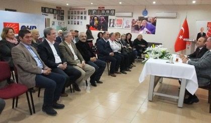 Burhaniye’de Kaymakam Öner Siyasi Partileri Ziyaret Etti