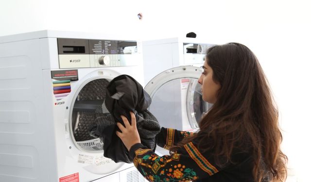 ONLARIN GELECEĞİ İÇİN HER ŞEYE DEĞER