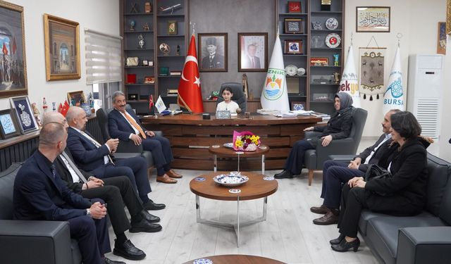 İznik’te 23 Nisan’ın Başkanı Ada oldu