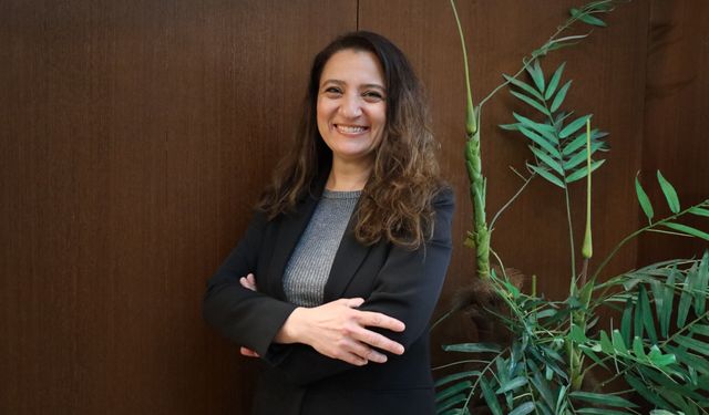 Özlem Sarsın Tek Referans’a geçti