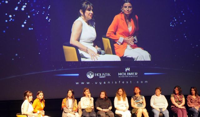 KANSER TEDAVİSİNİ TAMAMLAYAN ECE VAHAPOĞLU, UYANIŞFEST’E DAMGA VURDU