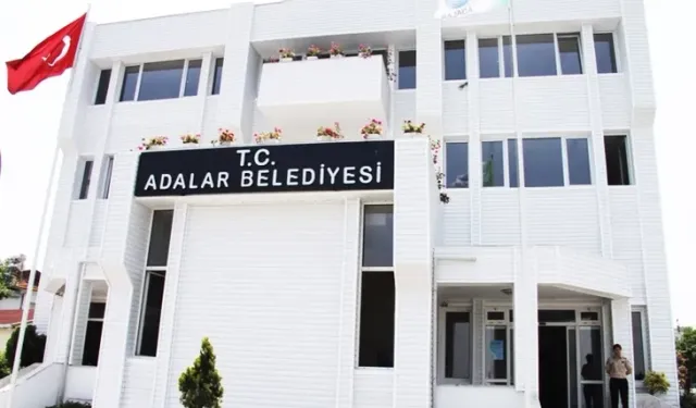 Adalar Belediyesi’ne operasyon! Rüşvet ve imardan Başkan ve 41 kişi gözaltında