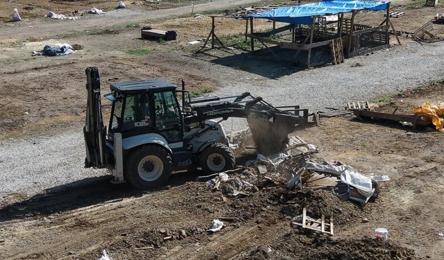 Gemlik'te Bayram Sonrası Kapsamlı Temizlik