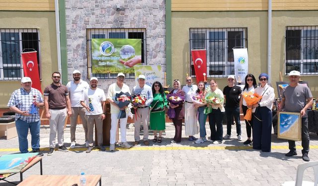 YEŞİL ÇEVRE’DEN GENÇLERE GERİ DÖNÜŞÜM BİLİNCİ
