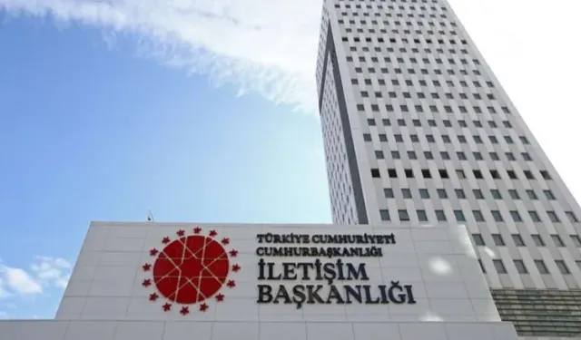 İletişim Başkanlığı: Son bir ayda FETÖ ile irtibatlı 2 bin 702 sosyal hesaba erişim engeli getirildi