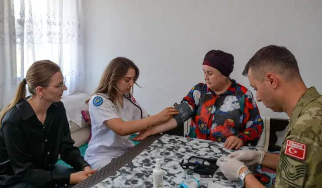 Türk askerinden Bosna-Hersek’te sağlık desteği