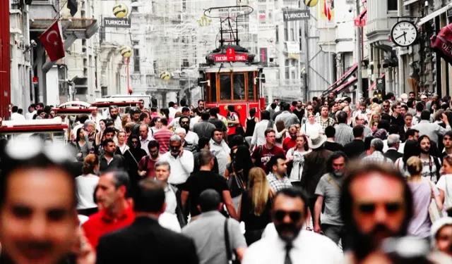 Türkiye’de erkekler 75, kadınlar 80 yıl yaşıyor