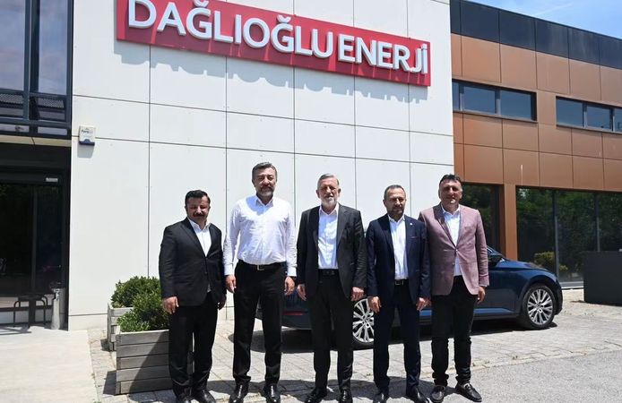 BTSO BAŞKANI İBRAHİM BURKAY’DAN EROL DAĞLIOĞLU’NA ANLAMLI ZİYARET!