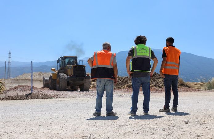 Büyükşehir’den İnegöl’e 18 kilometre uzunluğunda yeni yol