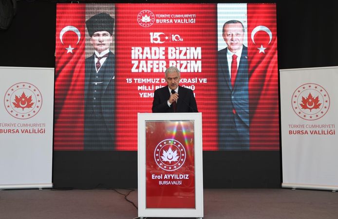 BURSA VALİSİ EROL AYYILDIZ, ŞEHİT AİLELERİ VE GAZİLERLE ANLAMLI PROGRAMDA BULUŞTU