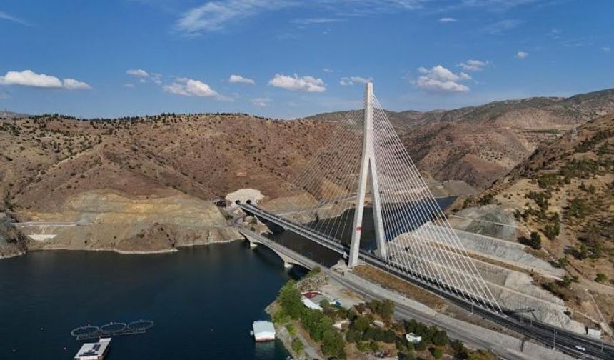 KÖMÜRHAN KÖPRÜSÜ DÜNYA’NIN EN İYİSİ