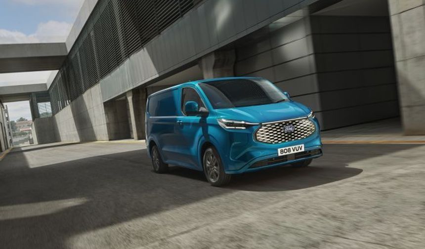 Ford Otosan’ın Yeniköy Fabrikası’nda Ürettiği E-Transit Custom, Avrupa Yollarına Çıktı
