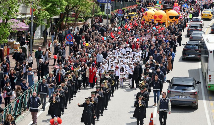 23 Nisan Bursa’da coşkuyla kutlandı
