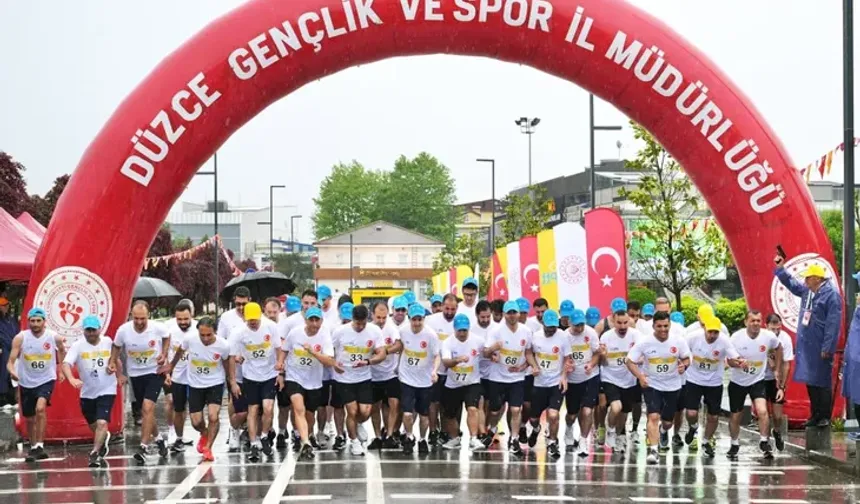 Düzce’de postacıların kıyasıya yarışı... Türkiye finali nefes kesti