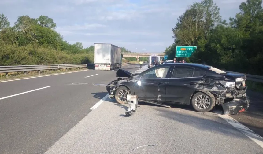 Düzce'de alkollü sürücü zincirleme kazaya yol açtı: 3 Yaralı
