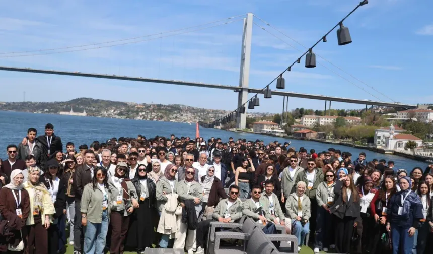 Konyalı öğrencilerin İstanbul heyecanı