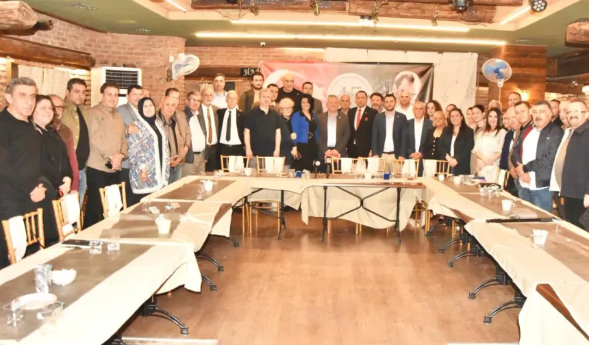 Manisa Dostlar Meclisi'nin konuğu Başkan Büke