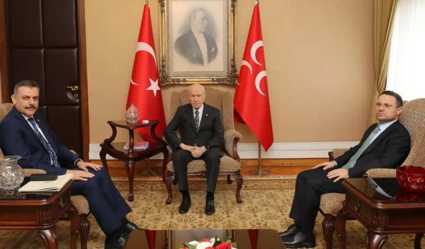 İki bakandan MHP lideri Bahçeli'ye ziyaret