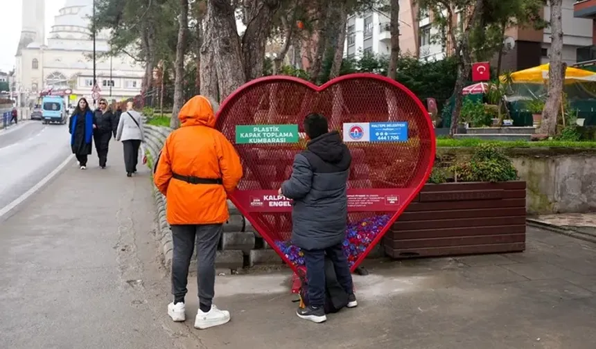 İstanbul Maltepe’de kapak kumbarası 8’e ulaştı