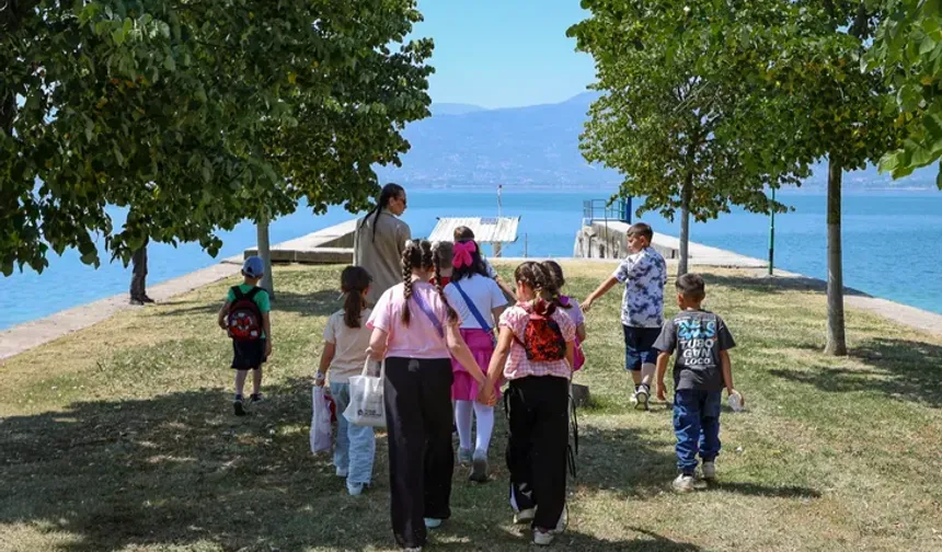 Sakarya'da su müfettişleri Sapanca Gölü ile ilk kez tanıştı