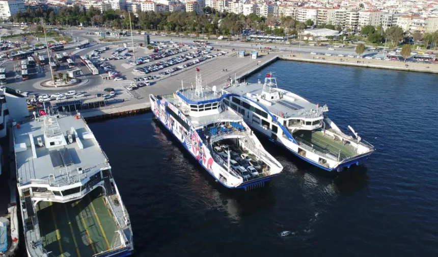 İZDENİZ'in ek seferleriyle 20 bin araç trafiğe çıkmadı