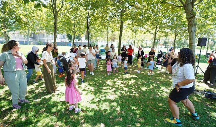BEYLİKDÜZÜ'NDE ANNE VE ÇOCUKLAR YAZ TATİLİ ÖNCESİ BULUŞTU