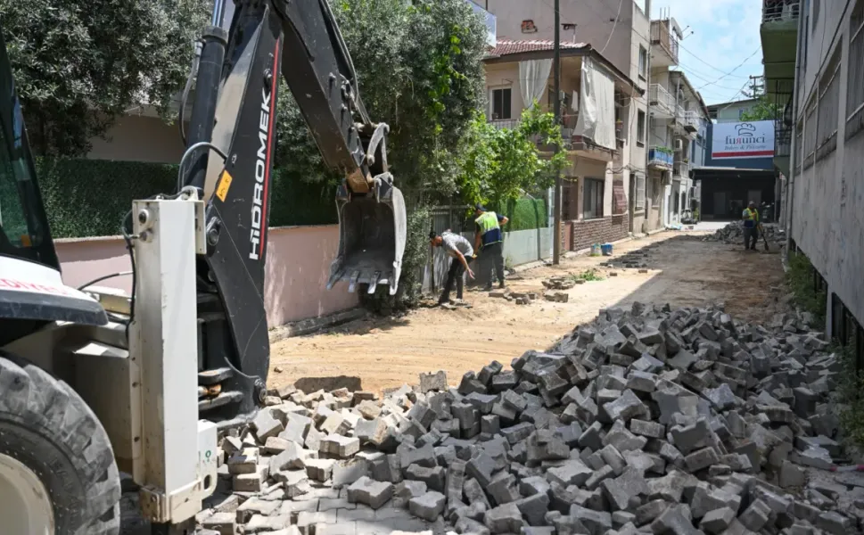 Bornova'da Çamdibi'nde değişim başladı