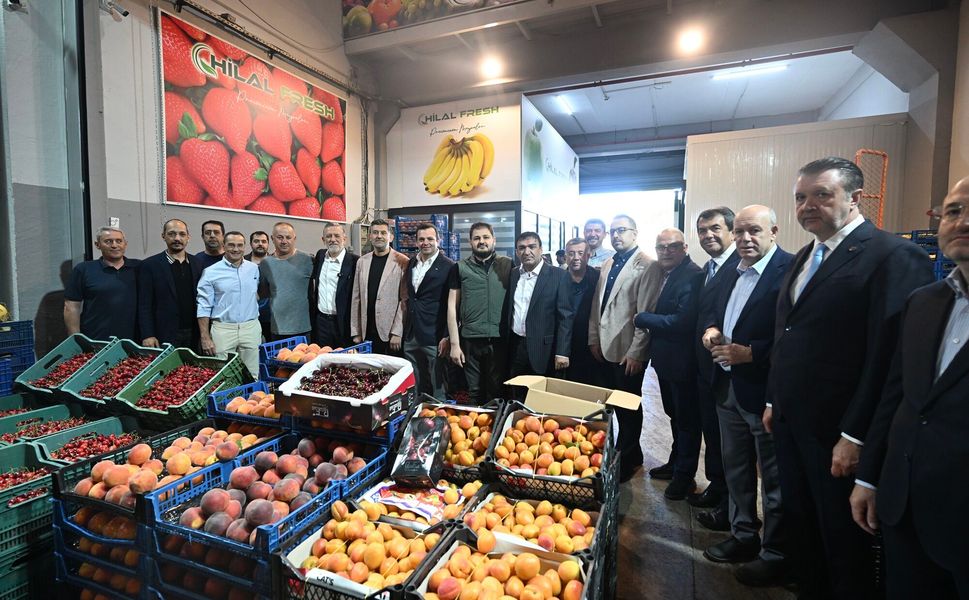 BTSO Başkanı İbrahim Burkay’dan Bursa Kent Hali’ne Ziyaret