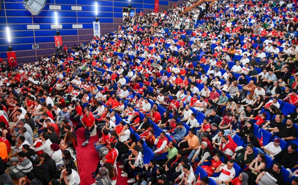 DÜNYA KUPASI HEYECANI KOCATEPE’DE YAŞANDI
