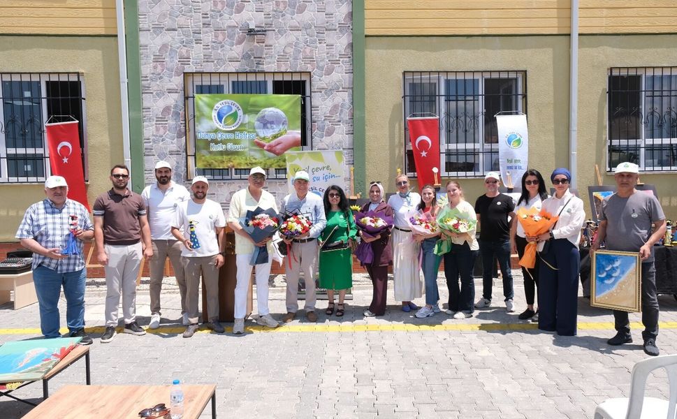 YEŞİL ÇEVRE’DEN GENÇLERE GERİ DÖNÜŞÜM BİLİNCİ
