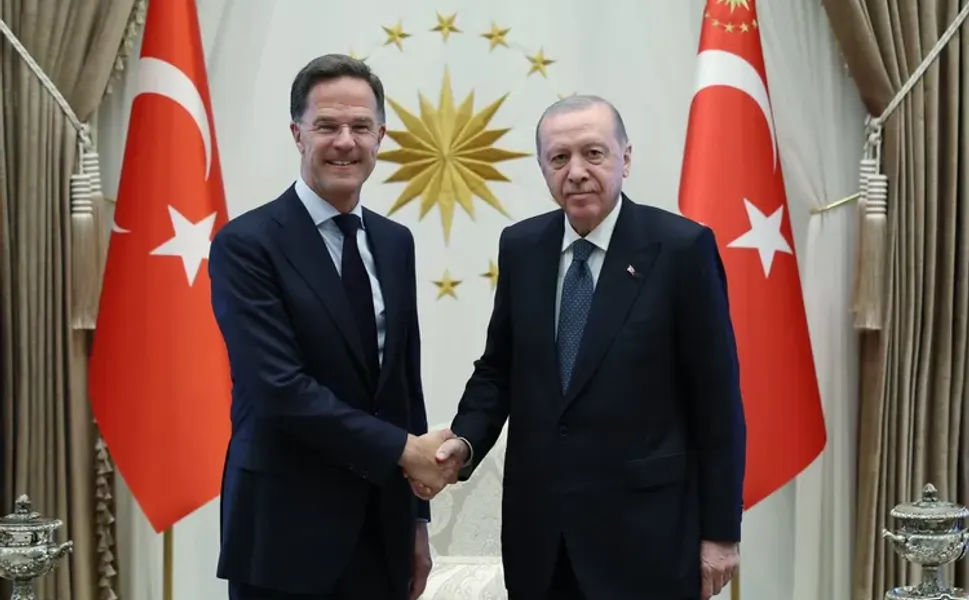 Cumhurbaşkanı Erdoğan, NATO Genel Sekreteri Rutte ile Külliye’de görüştü