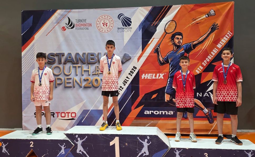 Büyükşehir Belediyesporlu Badmintonculardan 6 Madalya