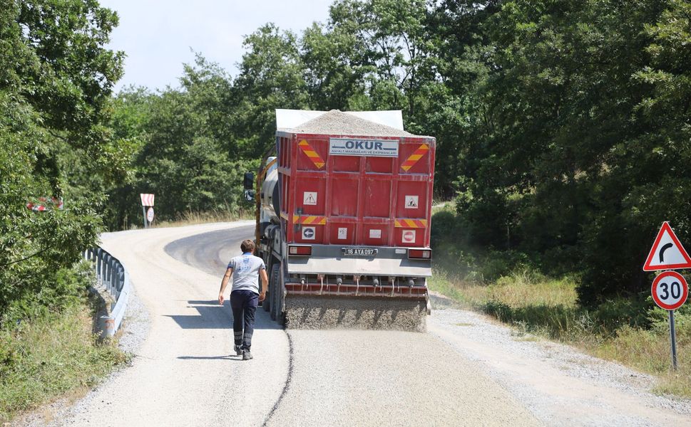 Büyükşehir’den İznik’te yollara konfor ayarı