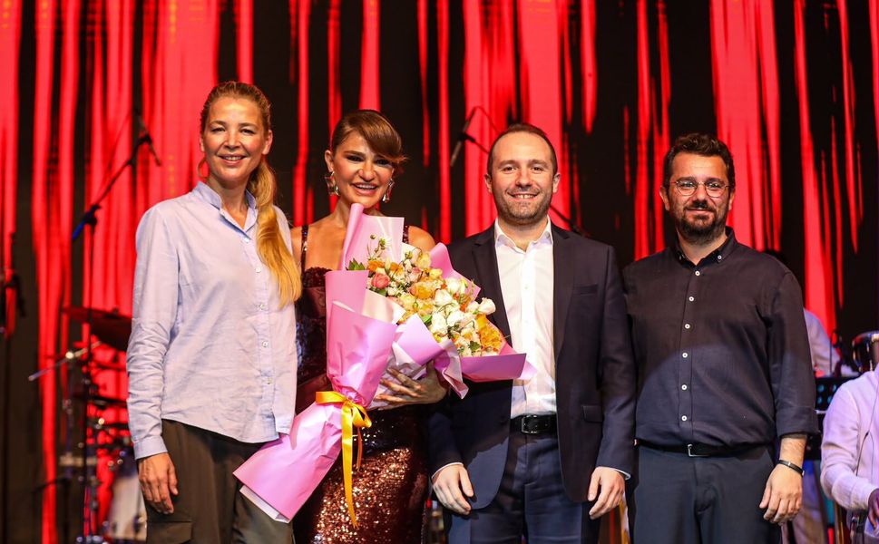 Açıkhava’da Derya Bedavacı rüzgarı