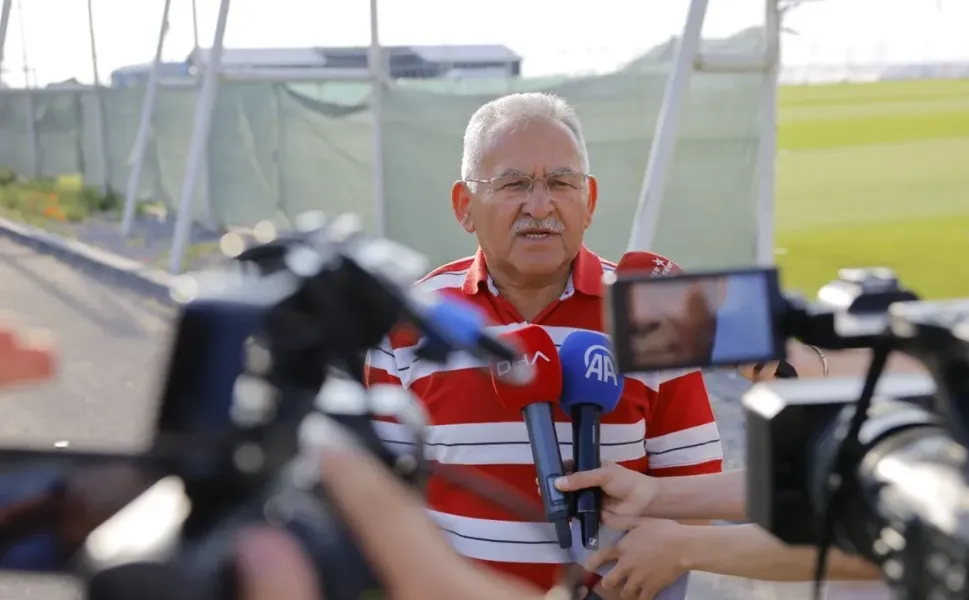 Memduh Büyükkkılıç'tan Kayseri Erciyes'teki takımlara ziyaret