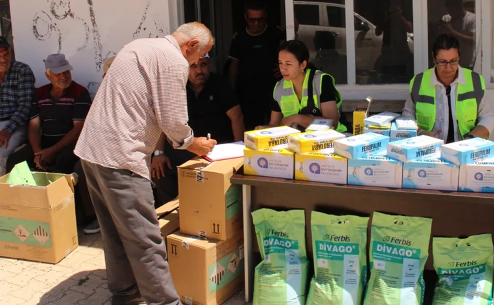 Antalya'da sel mağduru üreticilere destek