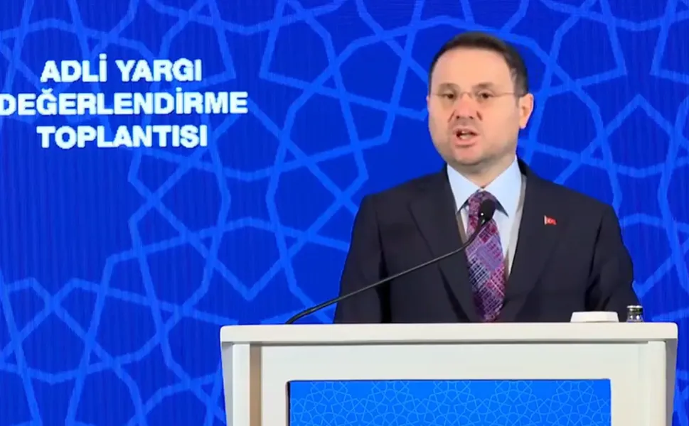 Bakan Gürlek: Bağışların hesabı mutlaka verilmelidir