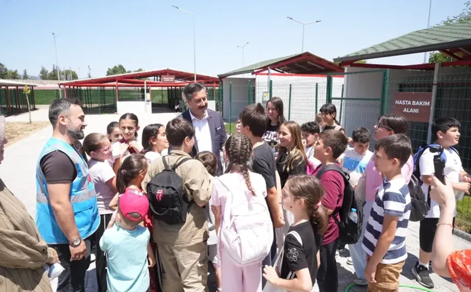Bursa'da Yenişehir Hayvan Bakımevi ve Doğal Yaşam Alanı çocuklara kapılarını açtı