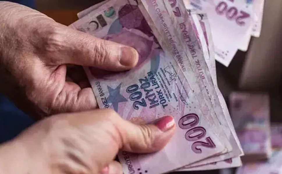 TBMM’ye AK Parti'den dev teklif... En düşük emekli aylığı 23 bin 552 TL'ye yükseliyor