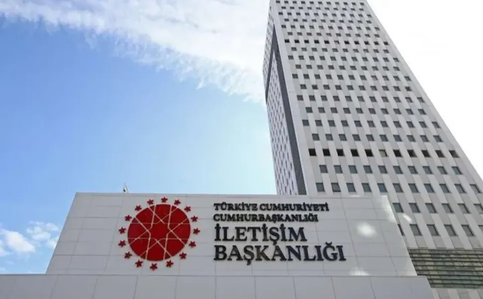 İletişim Başkanlığı: Son bir ayda FETÖ ile irtibatlı 2 bin 702 sosyal hesaba erişim engeli getirildi