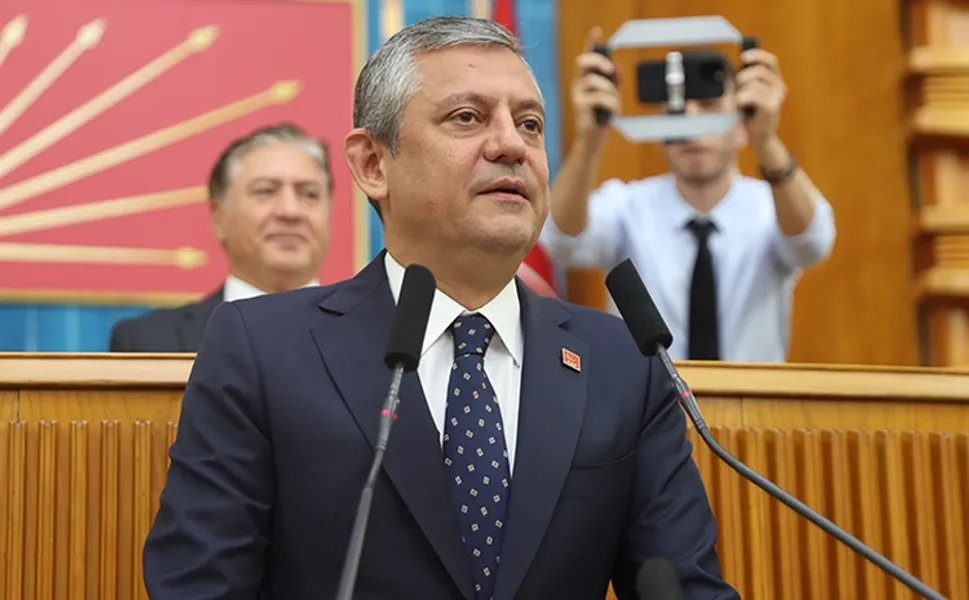 Özgür Özel: Yeni partimizi kuruyoruz, ana muhalefet yolumuza devam edeceğiz
