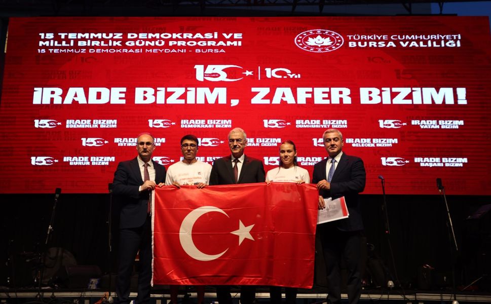 BURSA VALİSİ EROL AYYILDIZ ANMA PROGRAMLARINA KATILDI!