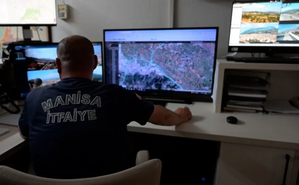 Manisa'da yapay zeka destekli termal kameralar bir yangını daha erken tespit etti