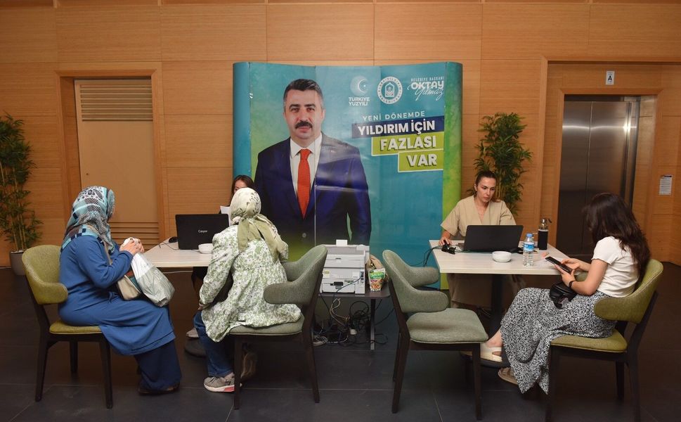 YILDIRIM BELEDİYESİ’NDEN ÜNİVERSİTE ADAYLARINA TERCİH DESTEĞİ